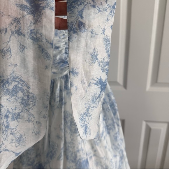 Petal and Pup Blue White Floral Coquette Lite Fabric Summer Dress Size M - Picture 11 of 16